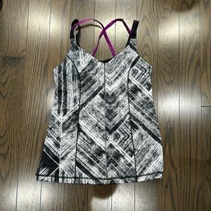 Lululemon print tank
